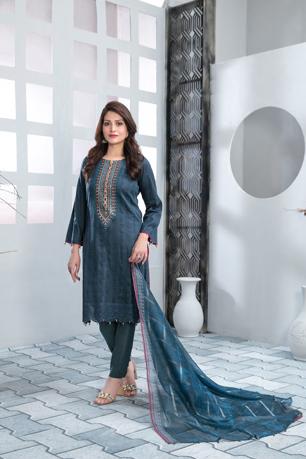 Tawakkal Fabrics 3 Piece Stitched Heavy Boring Embroidered Jacquard Lawn Suit  D-9295