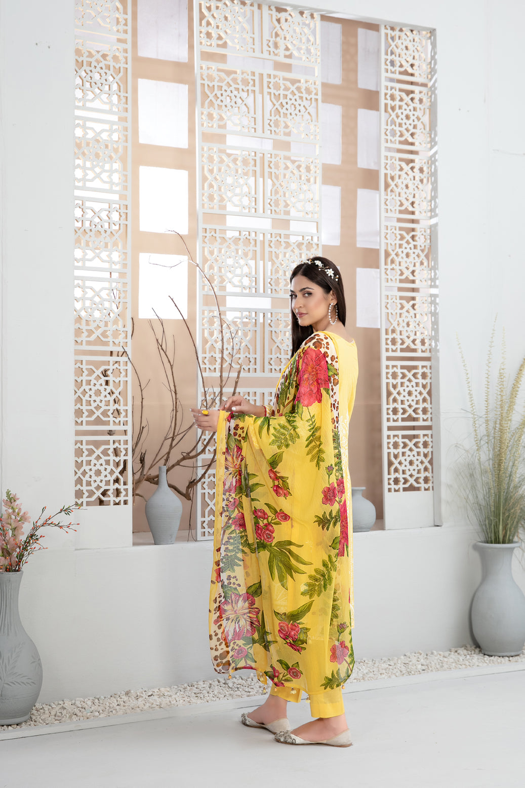 Tawakkal Fabrics 3 Piece Stitched Embroidered Digital Printed Lawn Suit D-9305