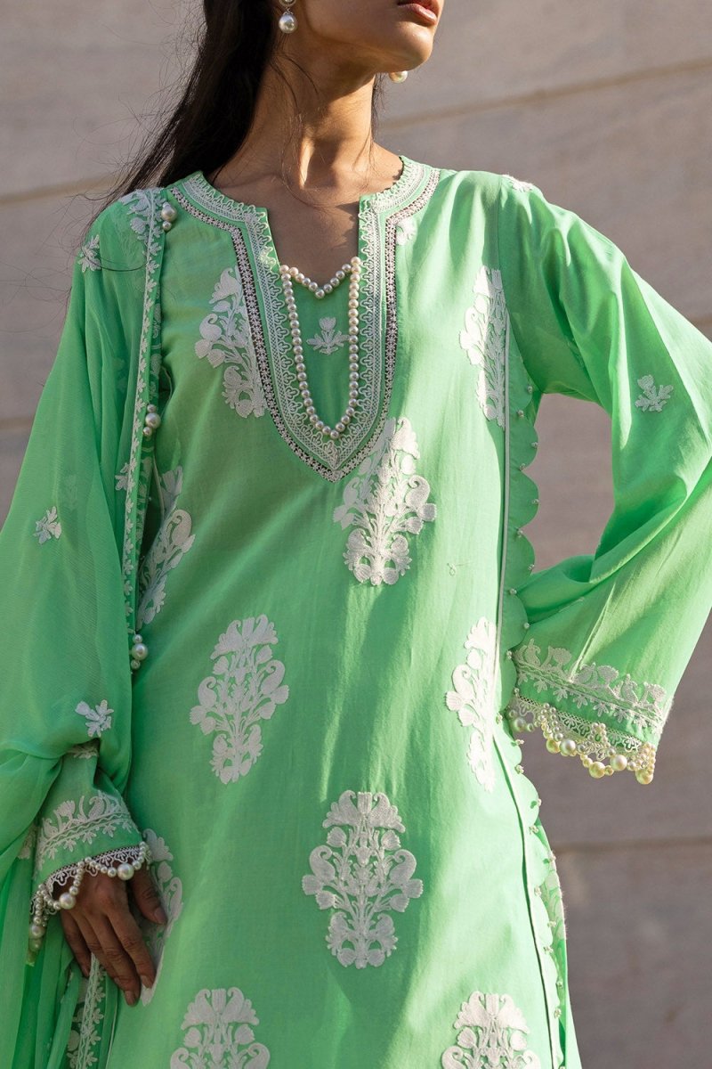 Gul Ahmed 3 Piece Unstitched Embroidered Lawn Suit with Embroidered Chiffon Dupatta FE-52101