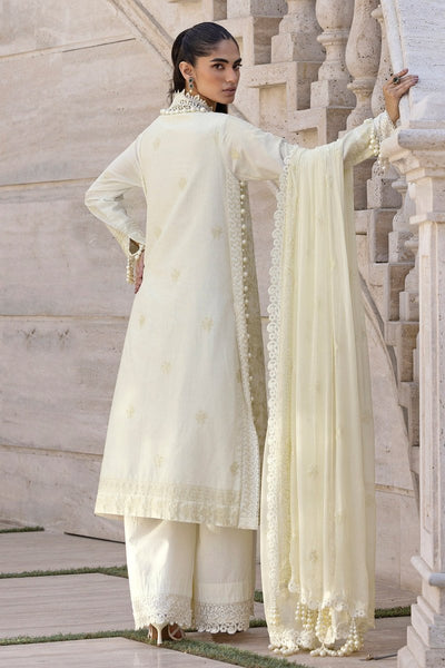 Gul Ahmed 3 Piece Unstitched Embroidered Lawn Suit with Embroidered Chiffon Dupatta FE-52122