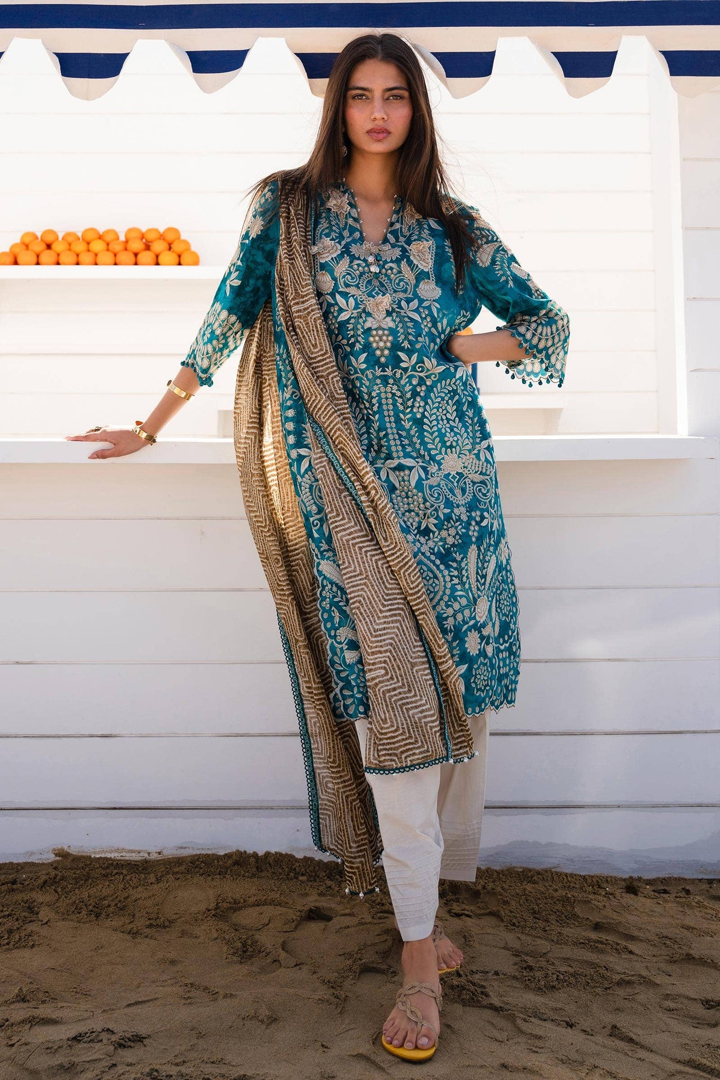 SANA SAFINAZ 2 Piece Unstitched Flatbed On Lawn Shirt with Rotary Printed Dupatta On Lawn - H241-018B-2BG