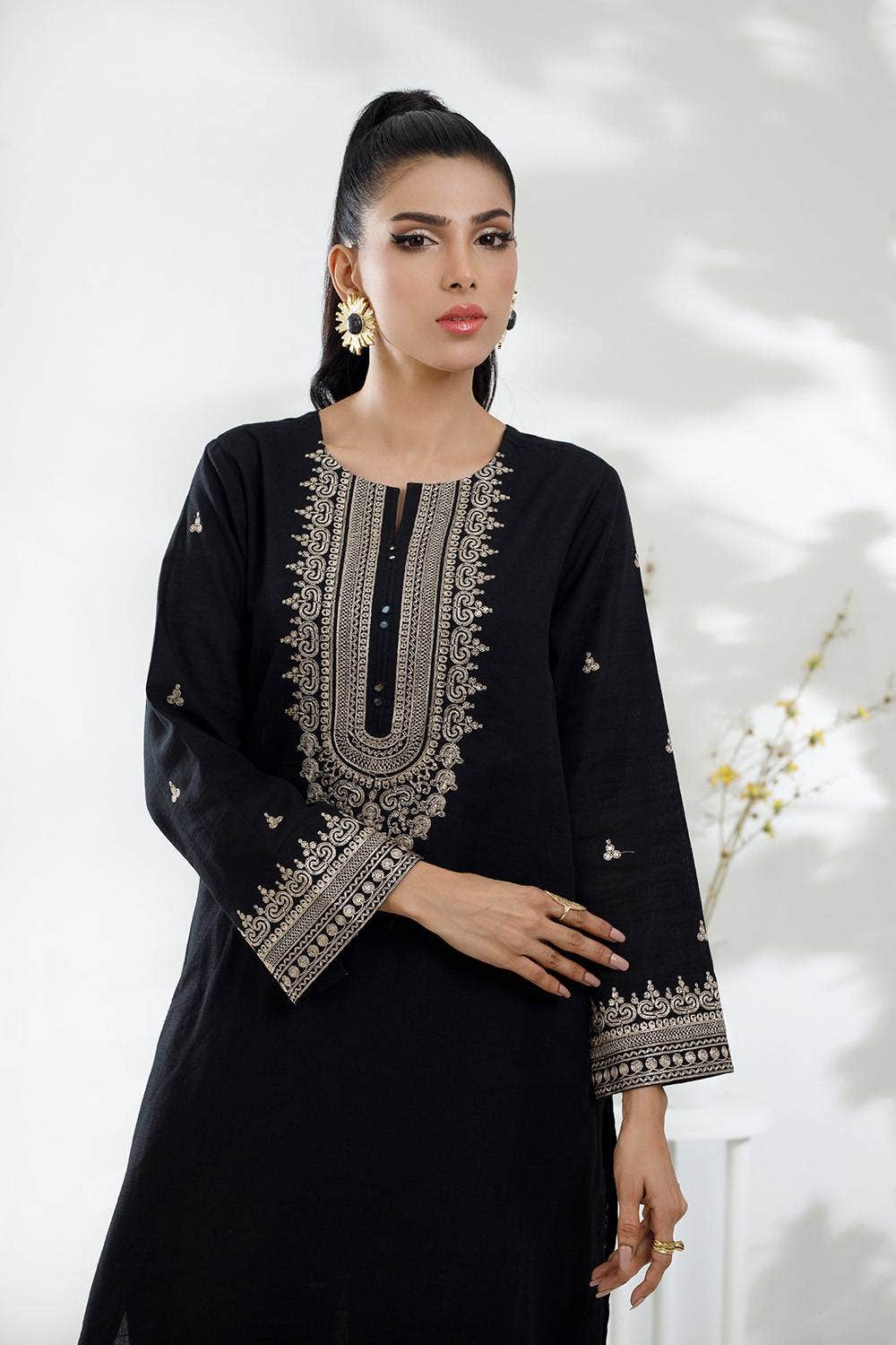 Gul Ahmed Ready to Wear 2 Piece Khaddar Embroidered Co-Ord Set IPST-44144