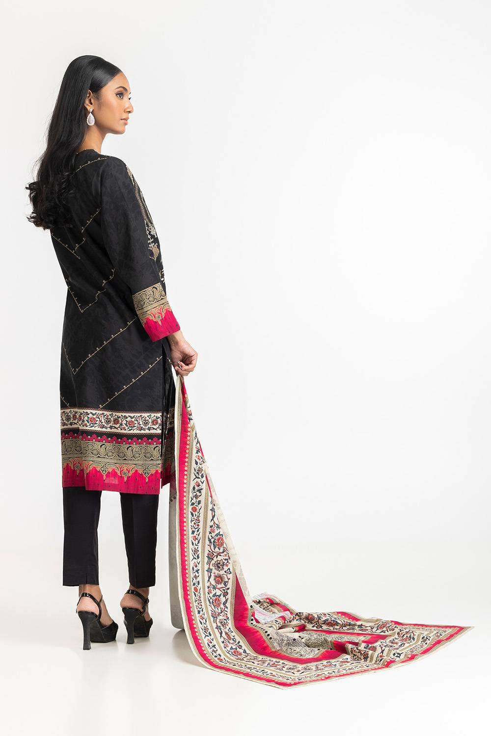 Gul Ahmed Ready to Wear 3PC Khaddar Printed With Embroidered Suit IUSTKSD-334