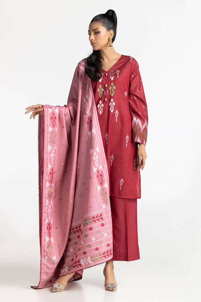 Gul Ahmed Ready to Wear 3 Piece Dyed Embroidered Jacquard Suit IUSTKSD-339