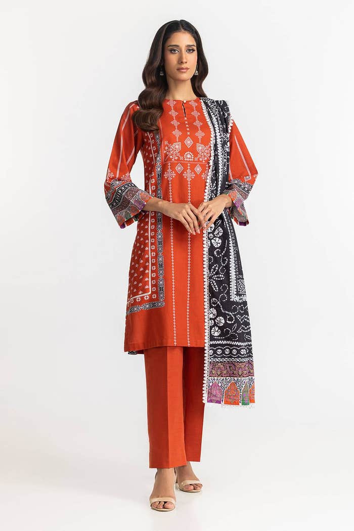 Gul Ahmed Ready to Wear 3 Piece Printed Khaddar Suit IUSTKSD-347