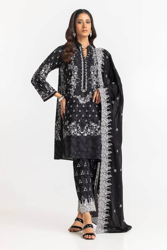 Gul Ahmed Ready to Wear 3 Piece Khaddar Printed With Embroidered Suit IUSTKSD-383