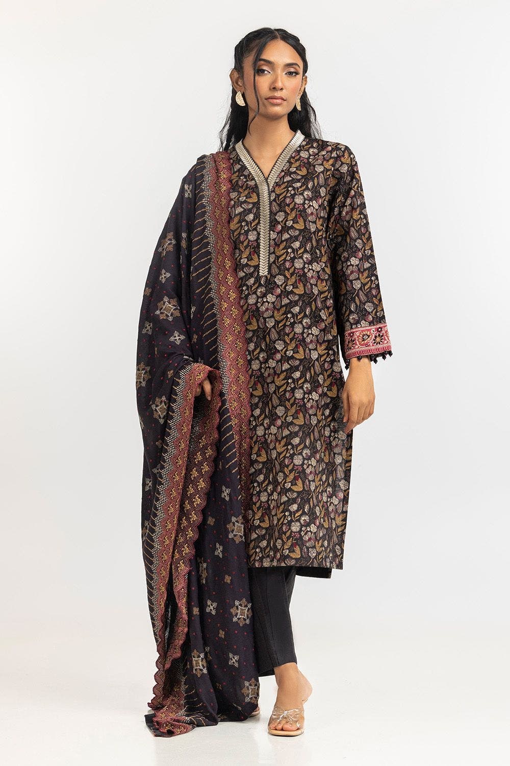 Gul Ahmed Ready to Wear 3 Piece Khaddar Printed With Embroidered Suit IUSTKSD-409