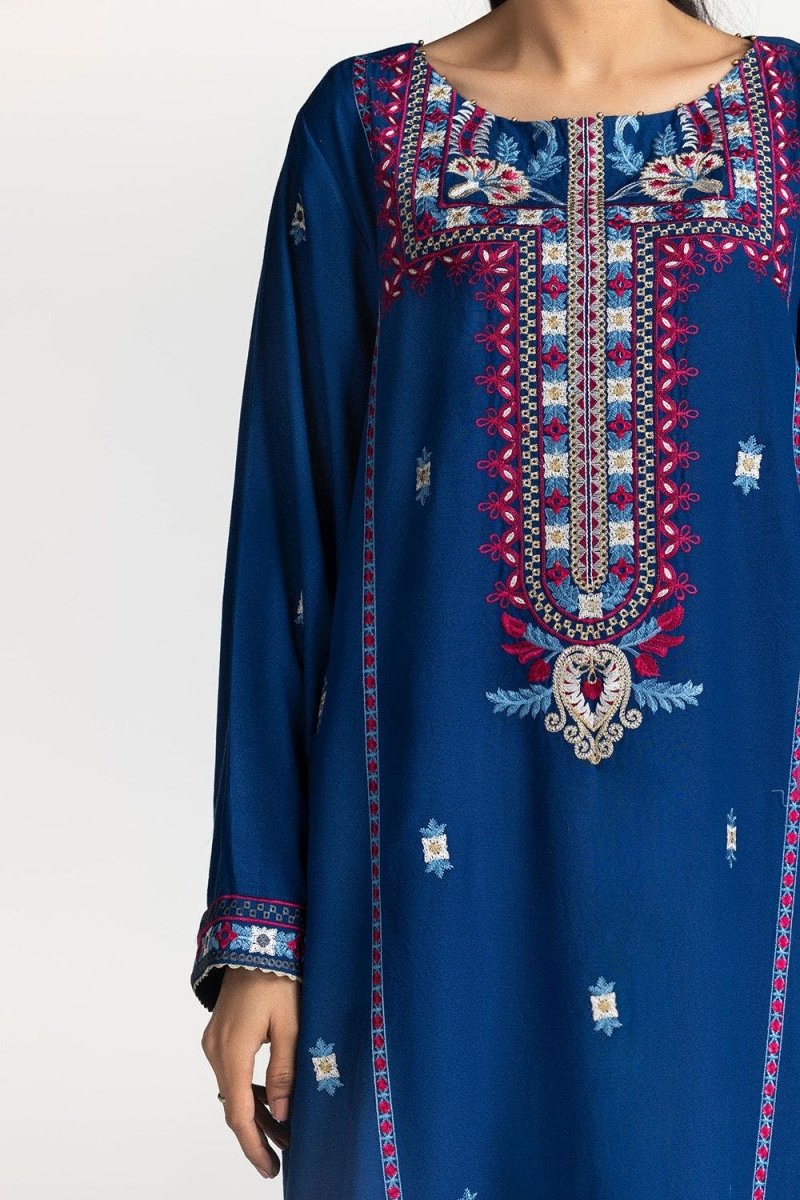 Gul Ahmed Ready to Wear 3 Piece Karandi Embroidered Suit IUSTKSD-441