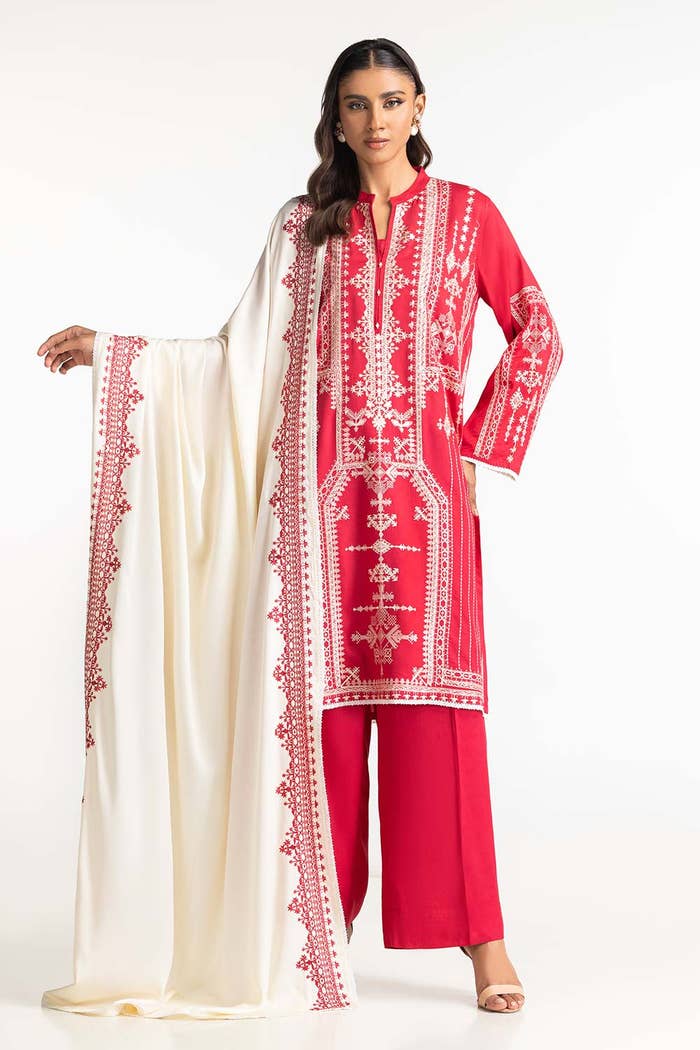 Gul Ahmed Ready to Wear 3 Piece Cotail Embroidered Suit IUSTKSD-465