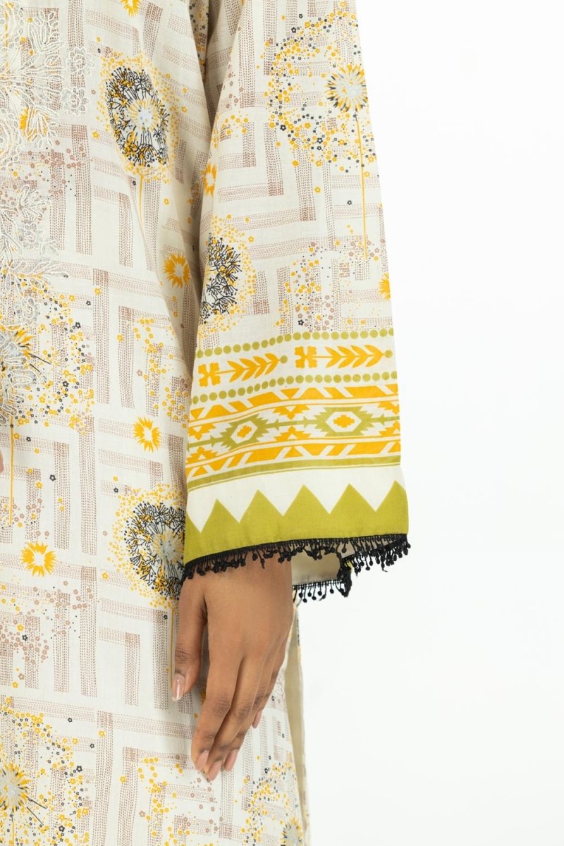 Gul Ahmed Ready to Wear 3PC Lawn Printed Suit With Embroidered IUSTKSD-498