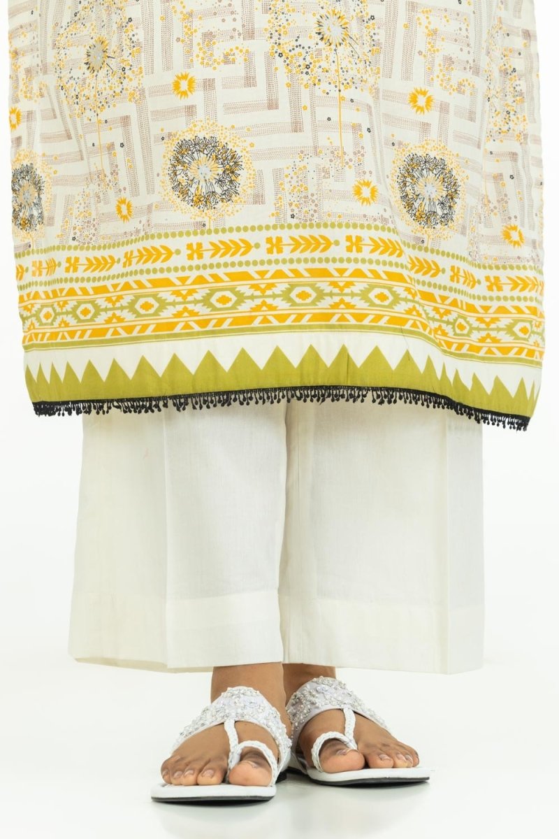 Gul Ahmed Ready to Wear 3PC Lawn Printed Suit With Embroidered IUSTKSD-498