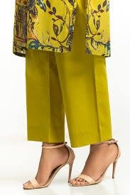 Gul Ahmed Ready to Wear 3PC Lawn Printed Suit IUSTKSD-533