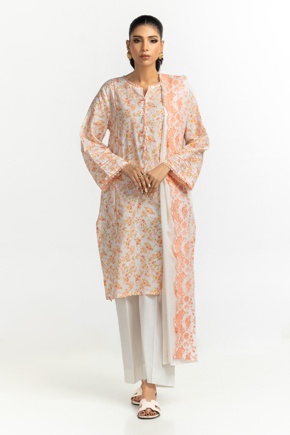 Gul Ahmed Ready to Wear 3PC Lawn Printed Suit With Embroidered IUSTKSD-543