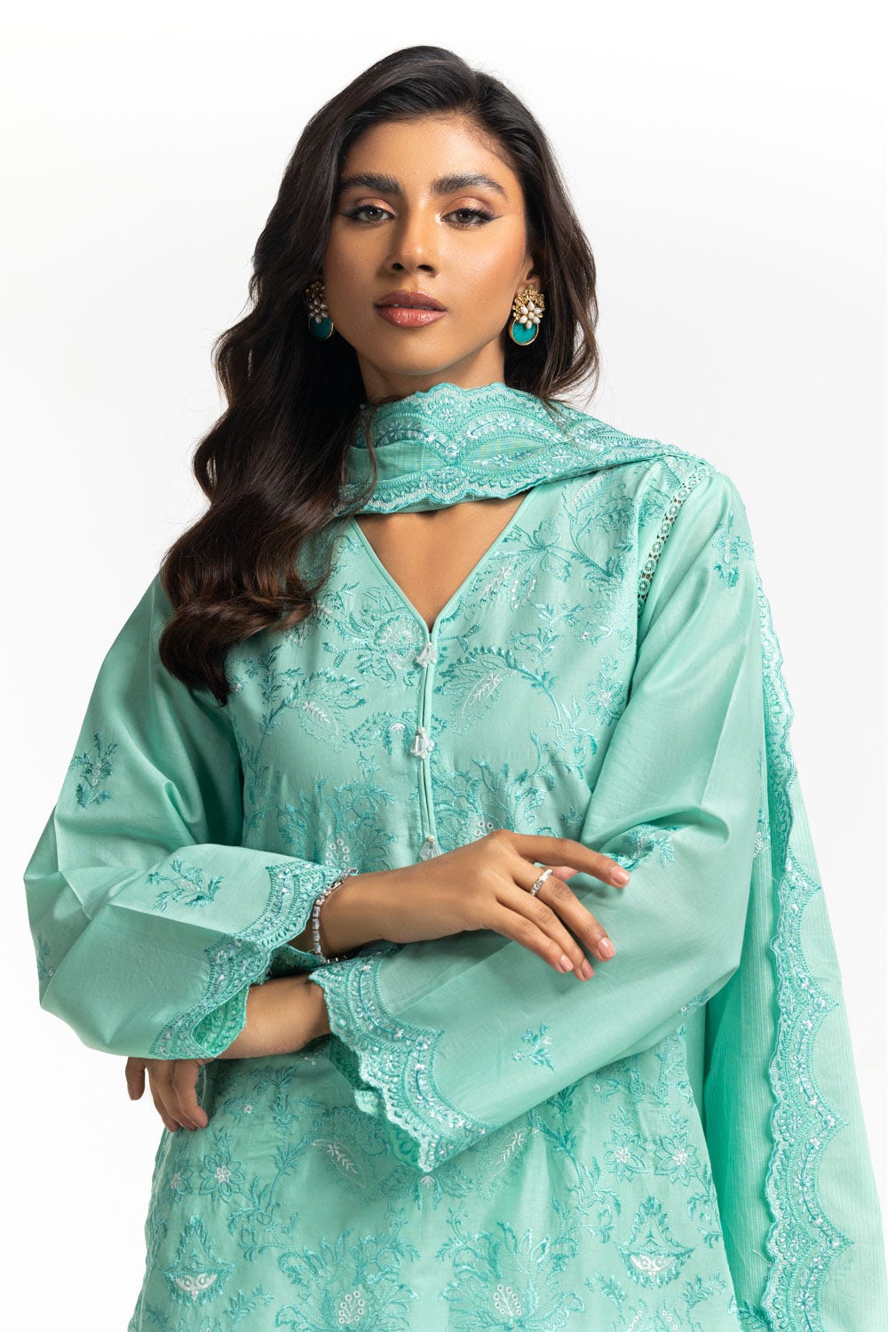 Gul Ahmed Ready to Wear 3PC Lawn Embroidered Suit IUSTKSD-547