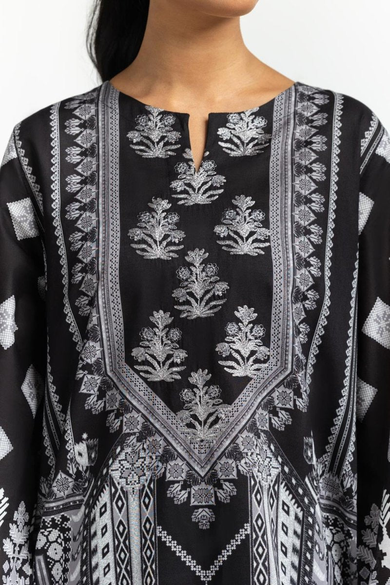 Gul Ahmed Ready to Wear 3PC Lawn Printed Suit With Embroidered IUSTKSD-551