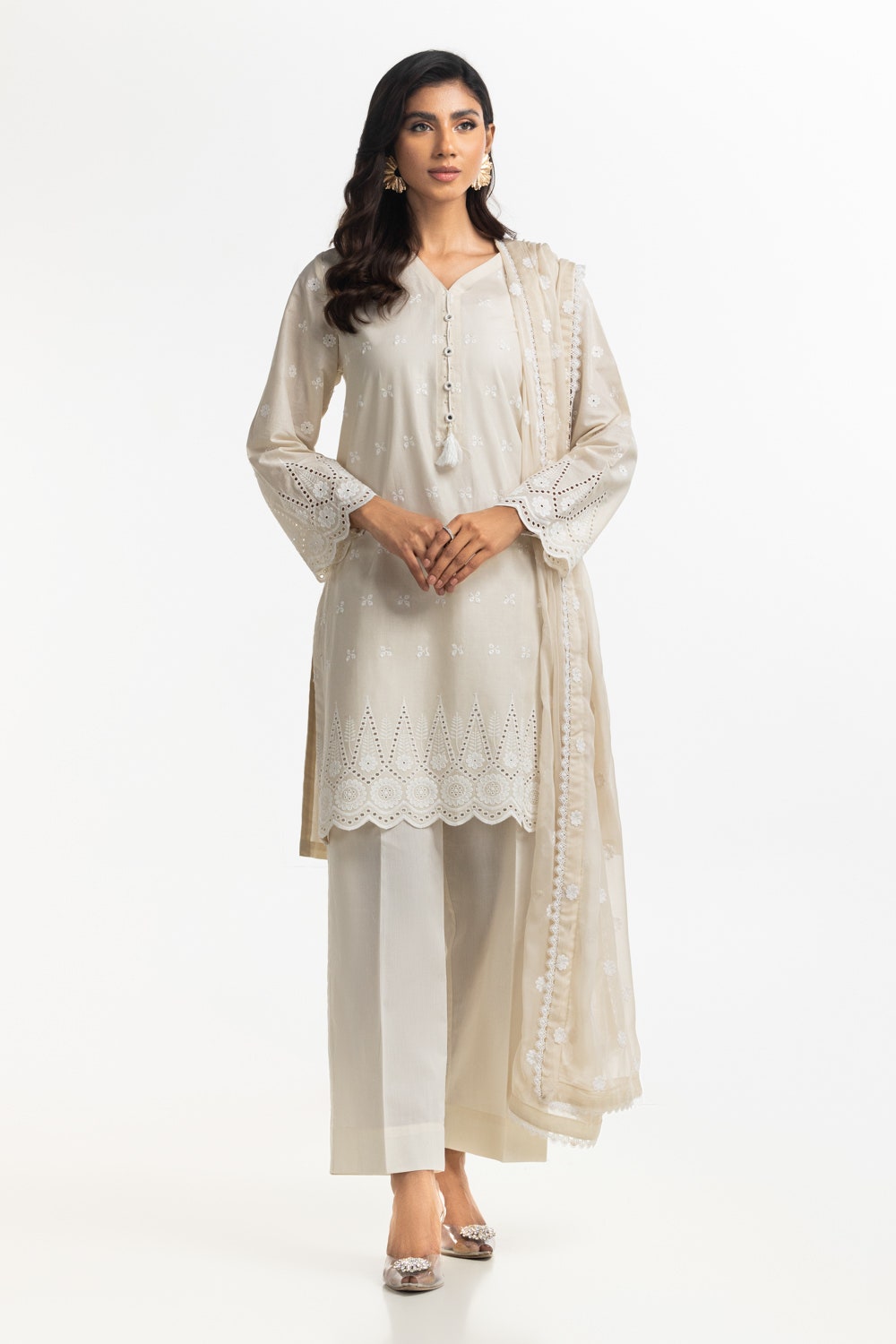 Gul Ahmed Ready to Wear 3PC Lawn Schiffli Embroidered Suit IUSTKSD-552