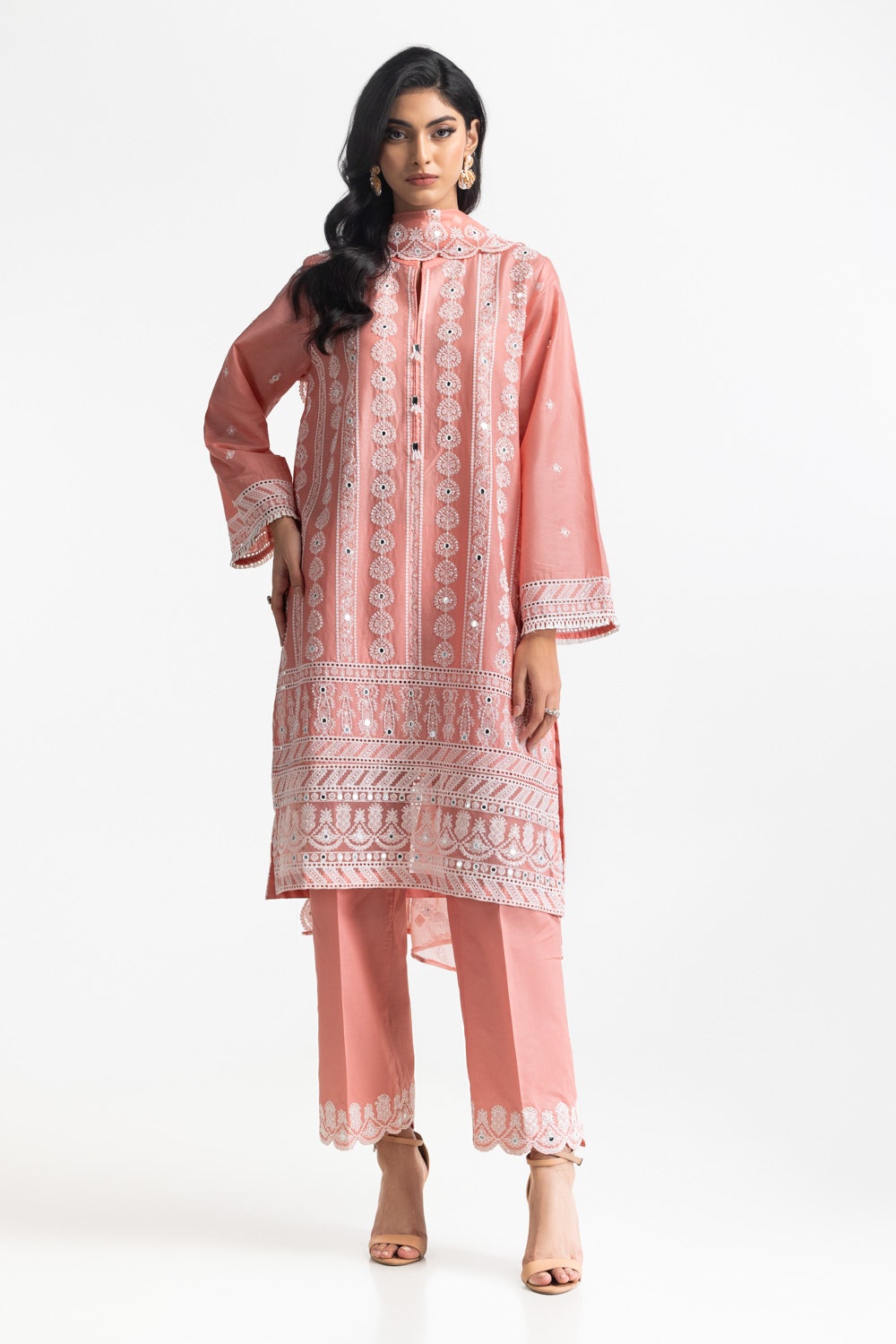 Gul Ahmed Ready to Wear 3PC Lawn Embroidered Suit IUSTKSD-564