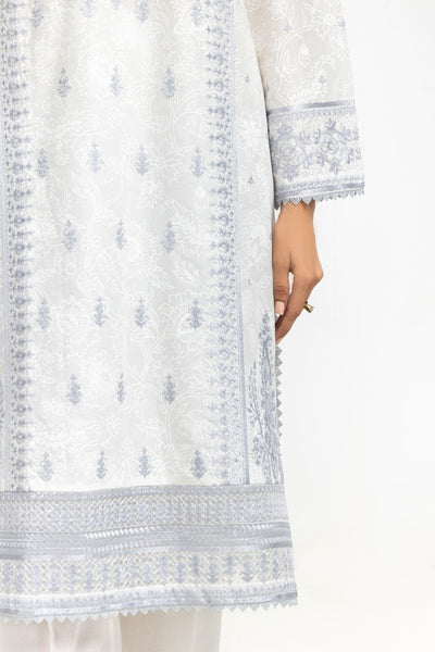 Gul Ahmed Ready to Wear 3PC Lawn Lacquer Printed Suit With Embroidered IUSTKSD-600