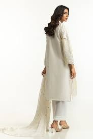 Gul Ahmed Ready to Wear 3PC Lawn Schiffli Embroidered Suit IUSTKSD-618