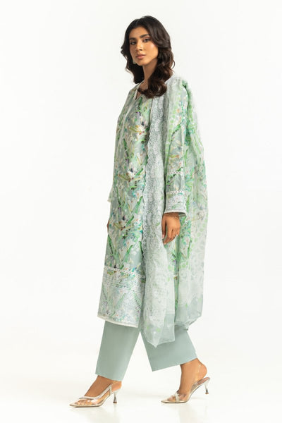 Gul Ahmed Ready to Wear 3PC Lawn Printed Suit With Embroidered IUSTKSD-625