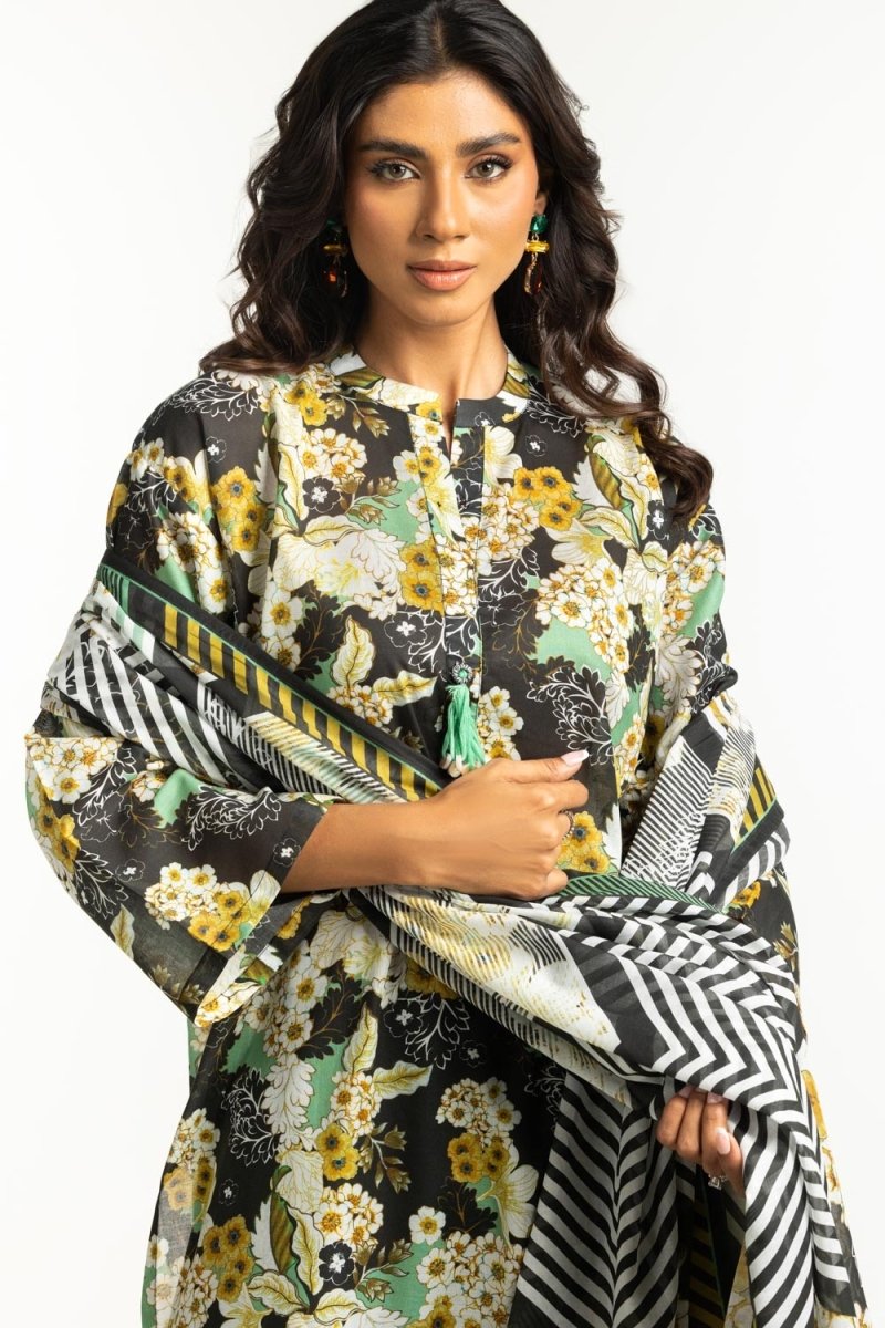 Gul Ahmed Ready to Wear 3PC Lawn Printed Suit IUSTKSD-676