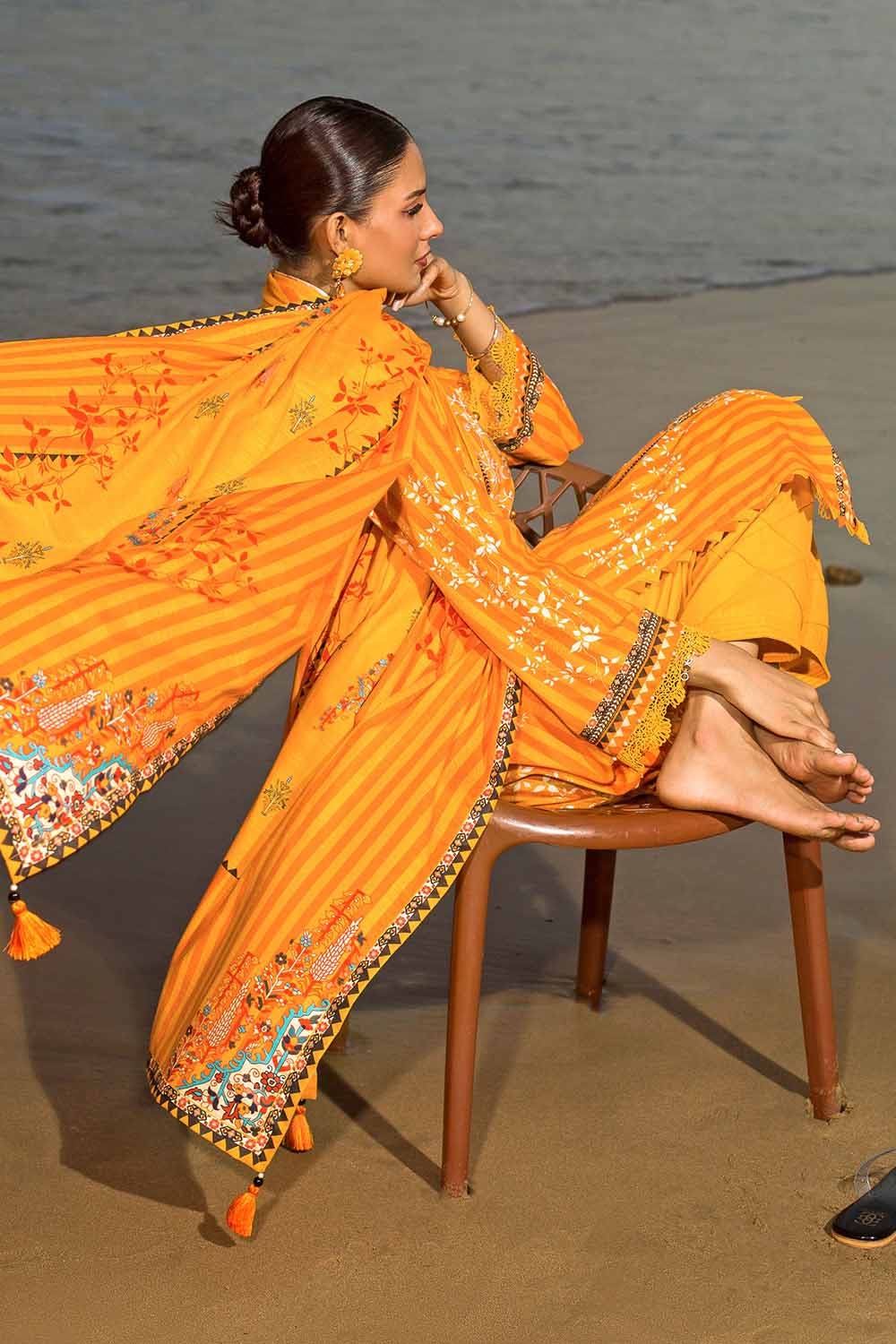 Gul Ahmed 3PC Embroidered Khaddar Unstitched Suit K-32005