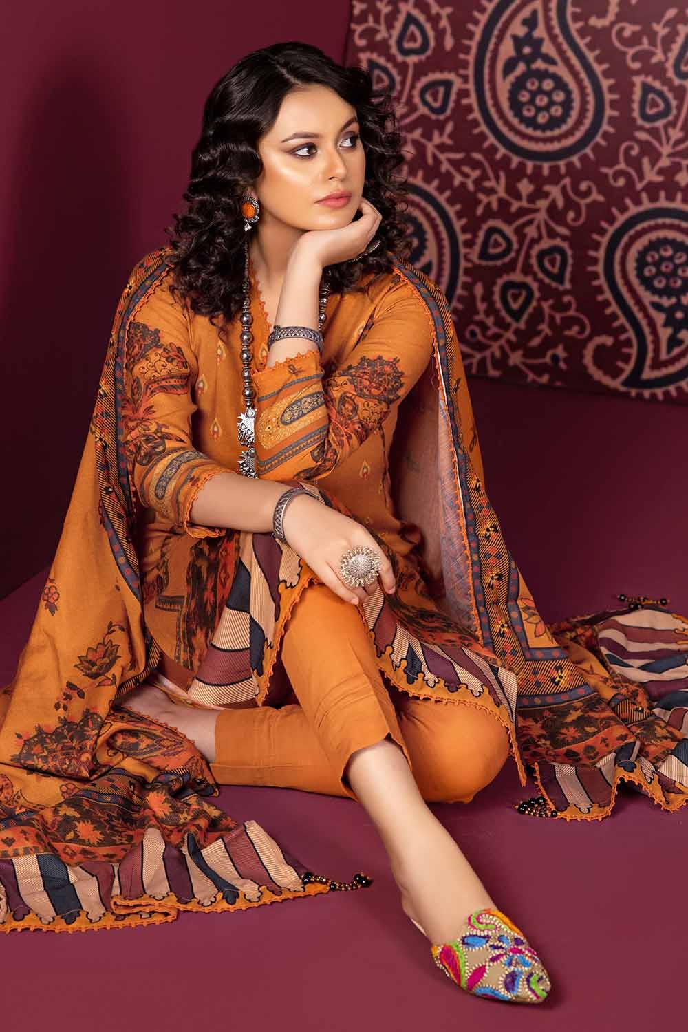 Gul Ahmed 3PC Cotton Linen Unstitched Suit K-32006