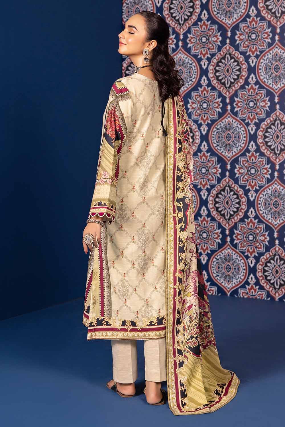 Gul Ahmed 3PC Khaddar Printed Unstitched Suit K-32017