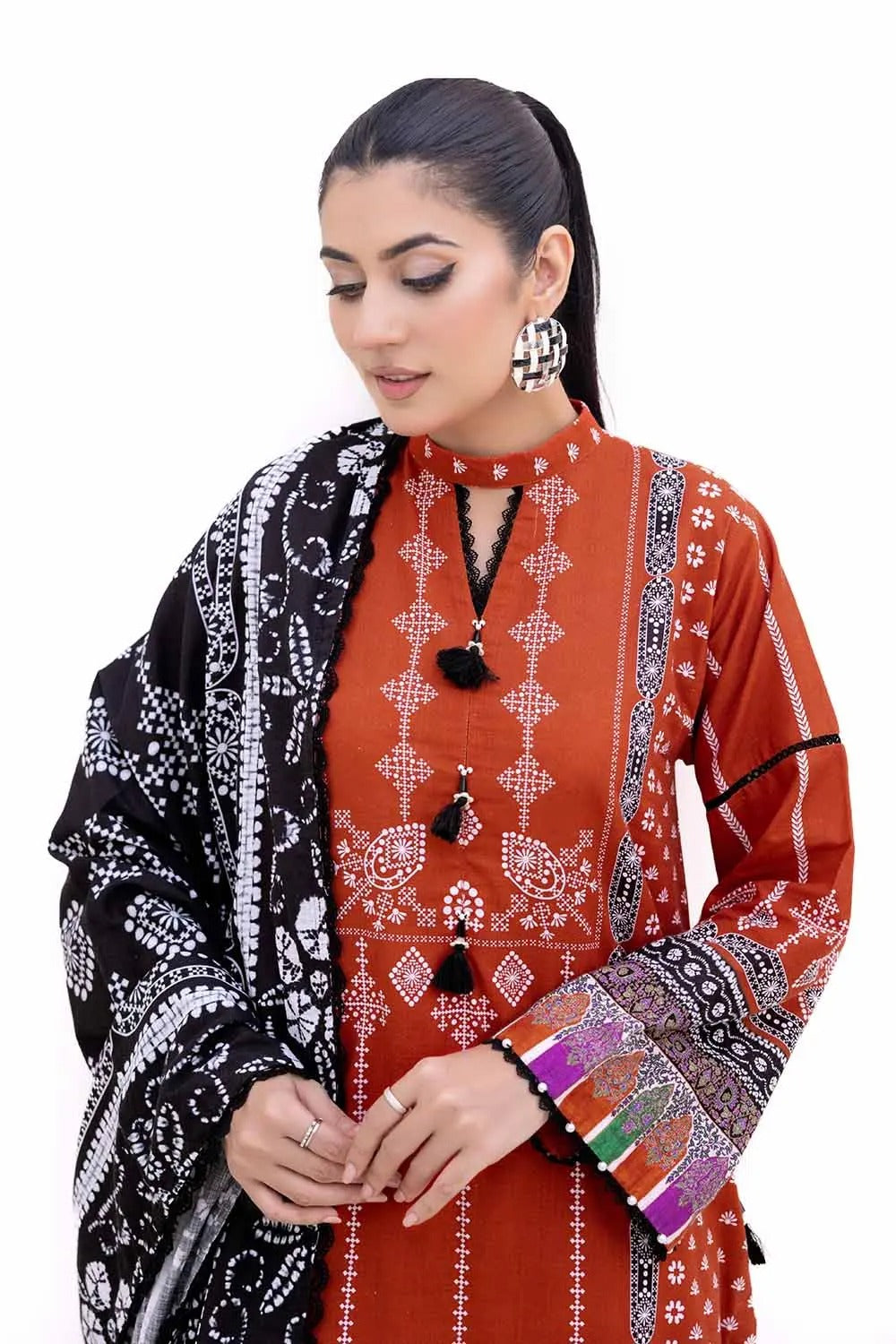 Gul Ahmed 3PC Unstitched Printed Light Khaddar Suit K-42008 L