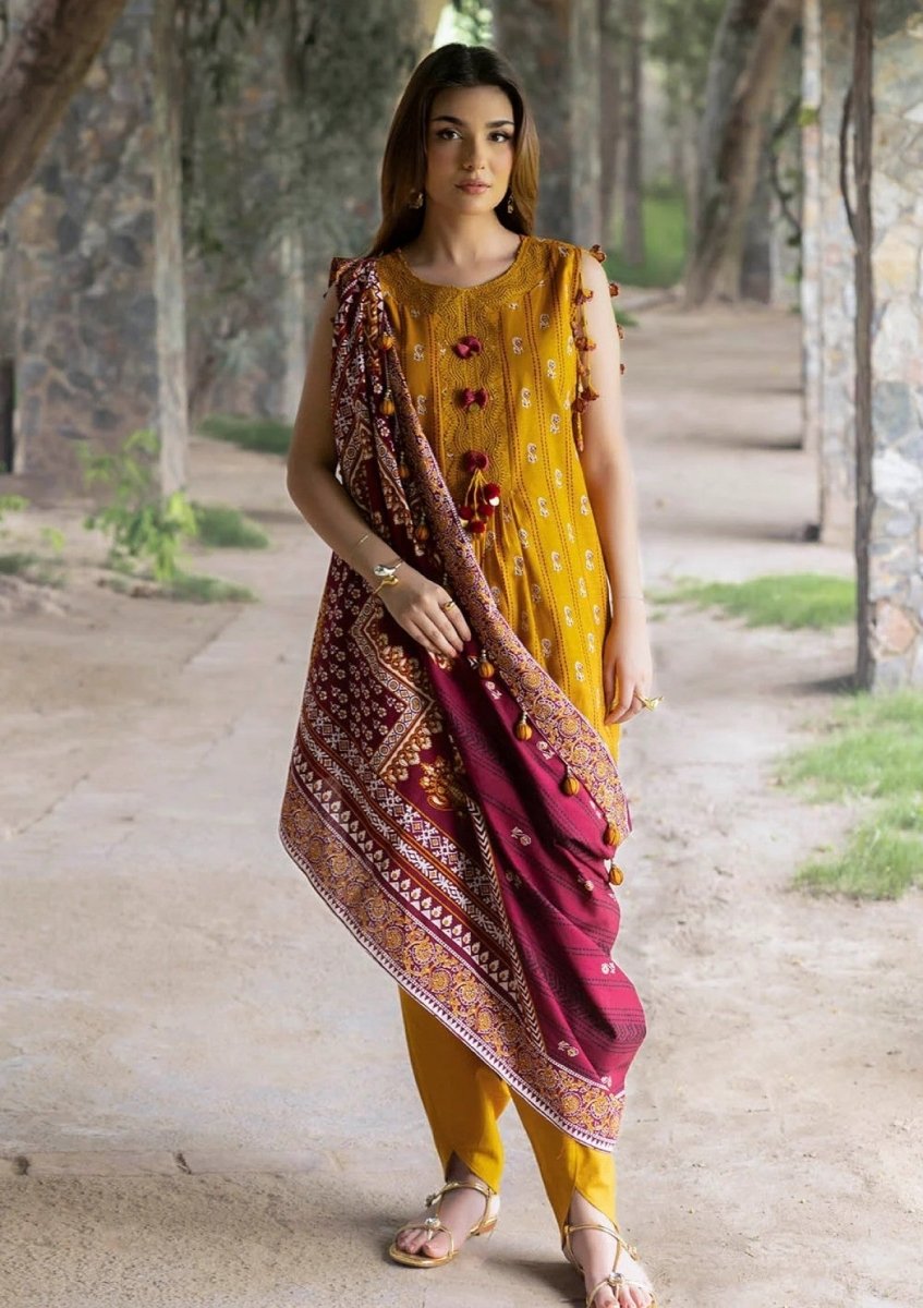 Gul Ahmed 3 Piece Unstitched Printed Khaddar Suit K-52050