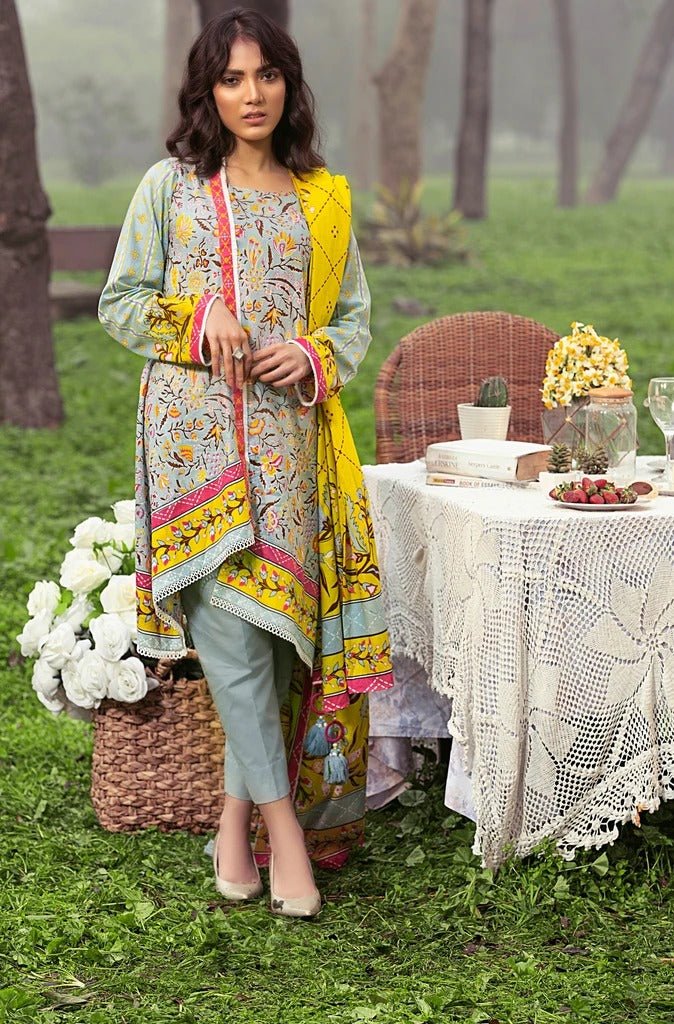 Lakhani Komal Prints 3 Piece Stitched Printed Lawn Suit LSM-2124