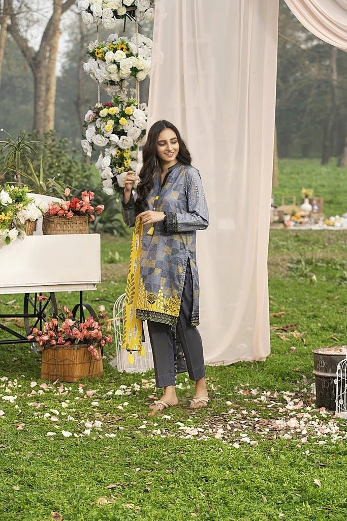 Lakhani Komal Prints 3 Piece Stitched Printed Lawn Suit LSM-2119