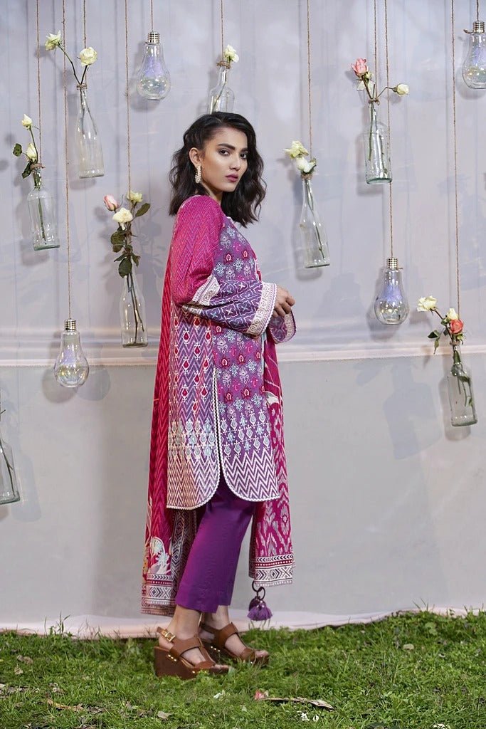 Lakhani Komal Prints 3 Piece Stitched Printed Lawn Suit LSM-2129