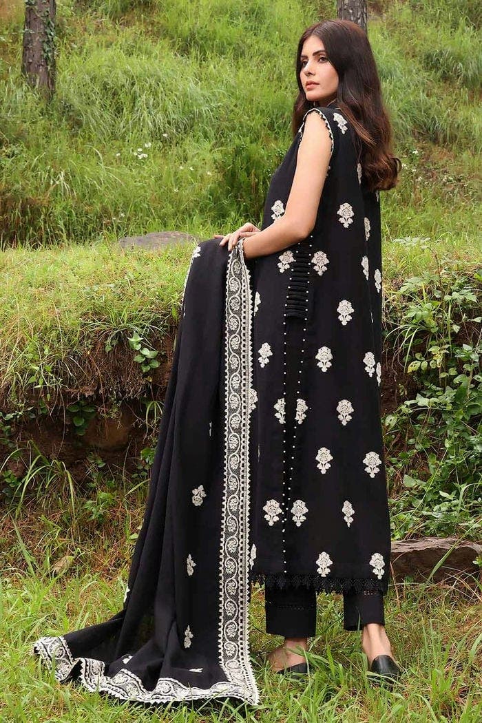 Gul Ahmed 3PC Velvet Jacquard Stitched Suit KVJ-32001