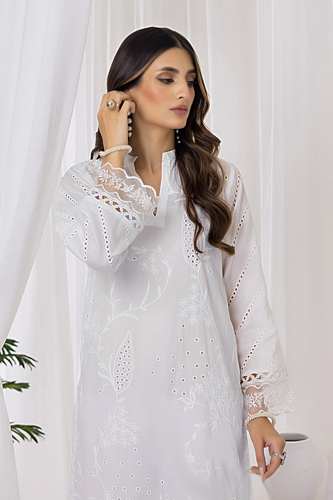 Lakhany 01 Piece Ready to Wear Embroidered Shirt - LG-AM-0026