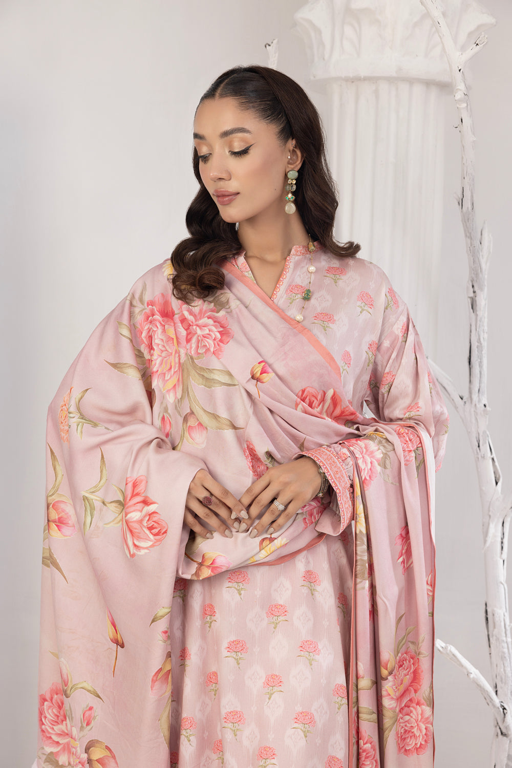 Lakhany 03 Piece Unstitched Printed Cottel Suit - LG-MM-0601