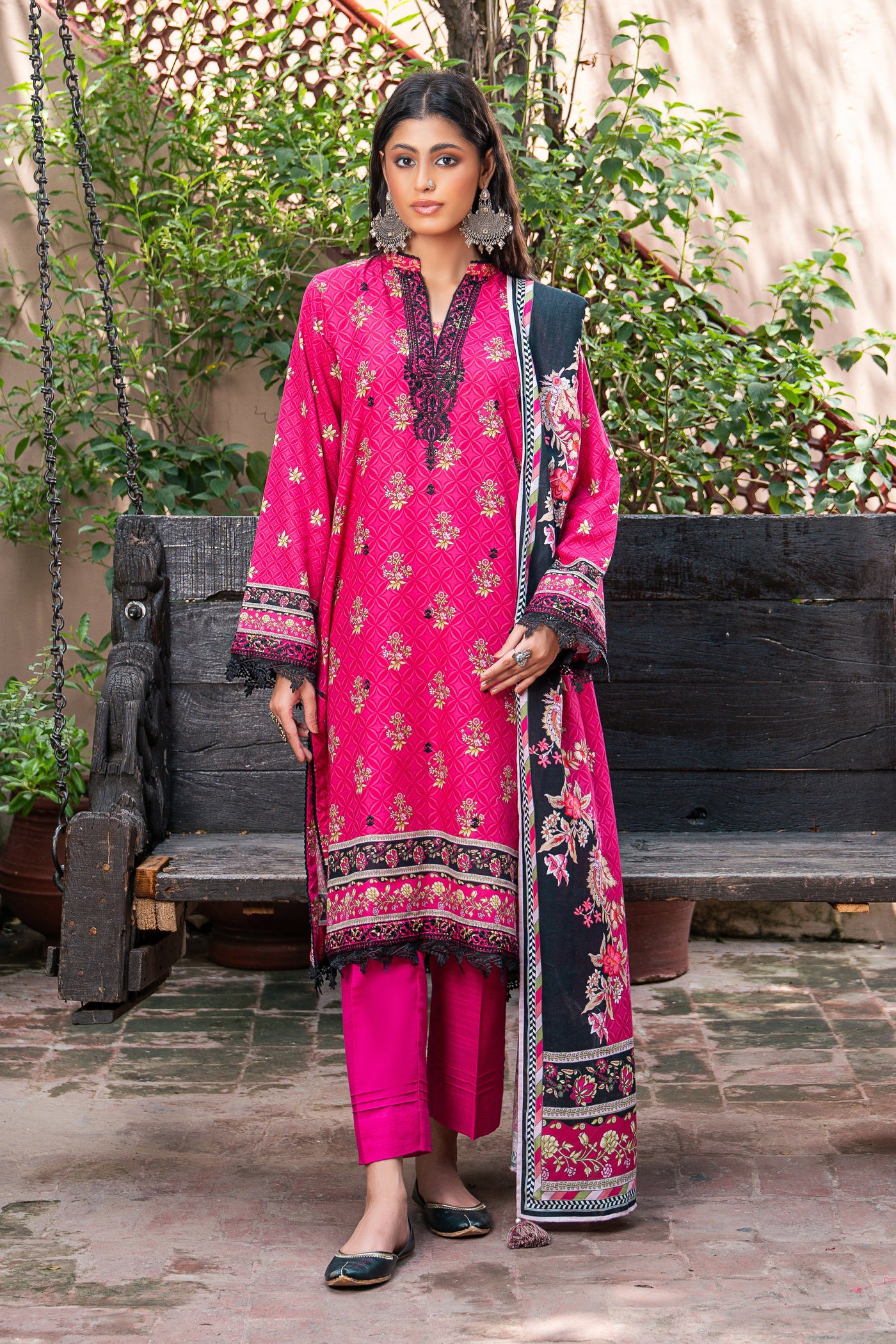 Lakhany 03 Piece Unstitched Dastan Printed Embroidered Khaddar Suit - LG-RL-0096