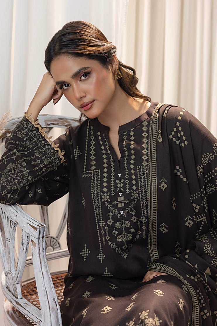 Lakhany 03 Piece Unstitched Cashmi Vool Printed Suit - LG-RL-0127-B