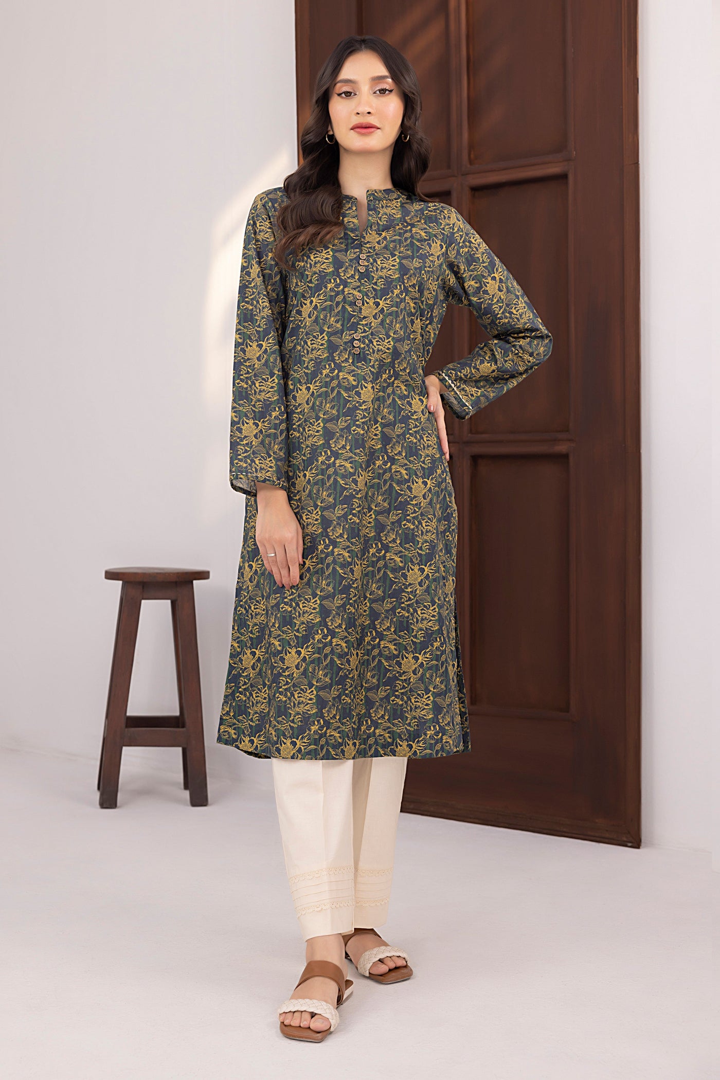 Lakhany 01 Piece Ready to Wear Printed Cambric Shirt - LG-RM-0042