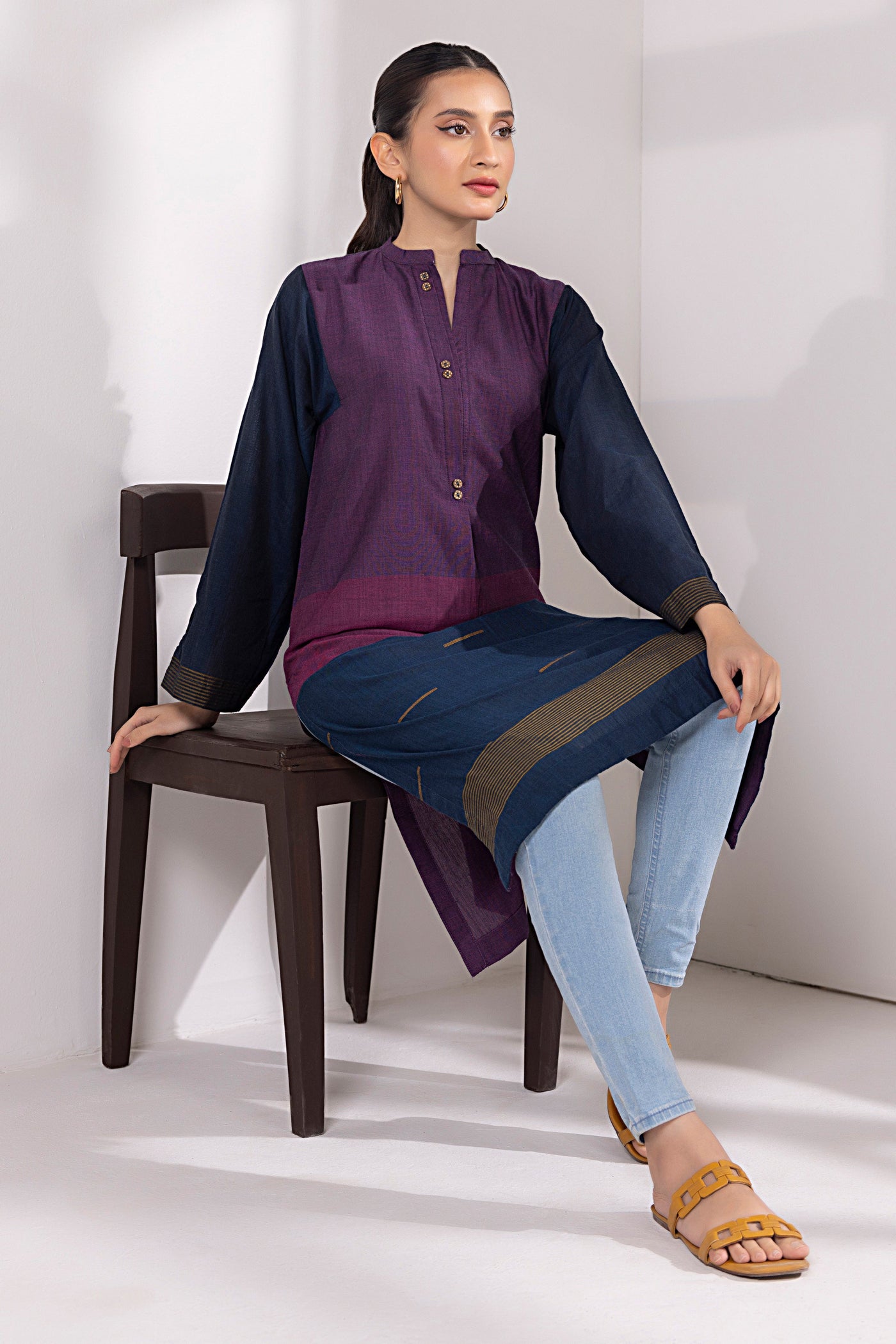 Lakhany 01 Piece Ready to Wear Yarn Dyed Cotton Embroidered Shirt - LG-SK-0192