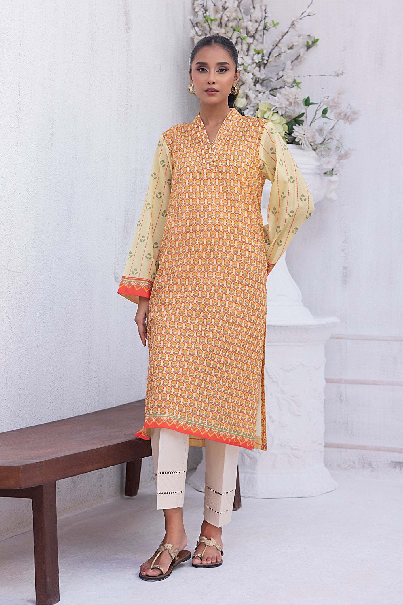 Lakhany 01 Piece Unstitched Printed Lawn Shirt - LG-SR-0201