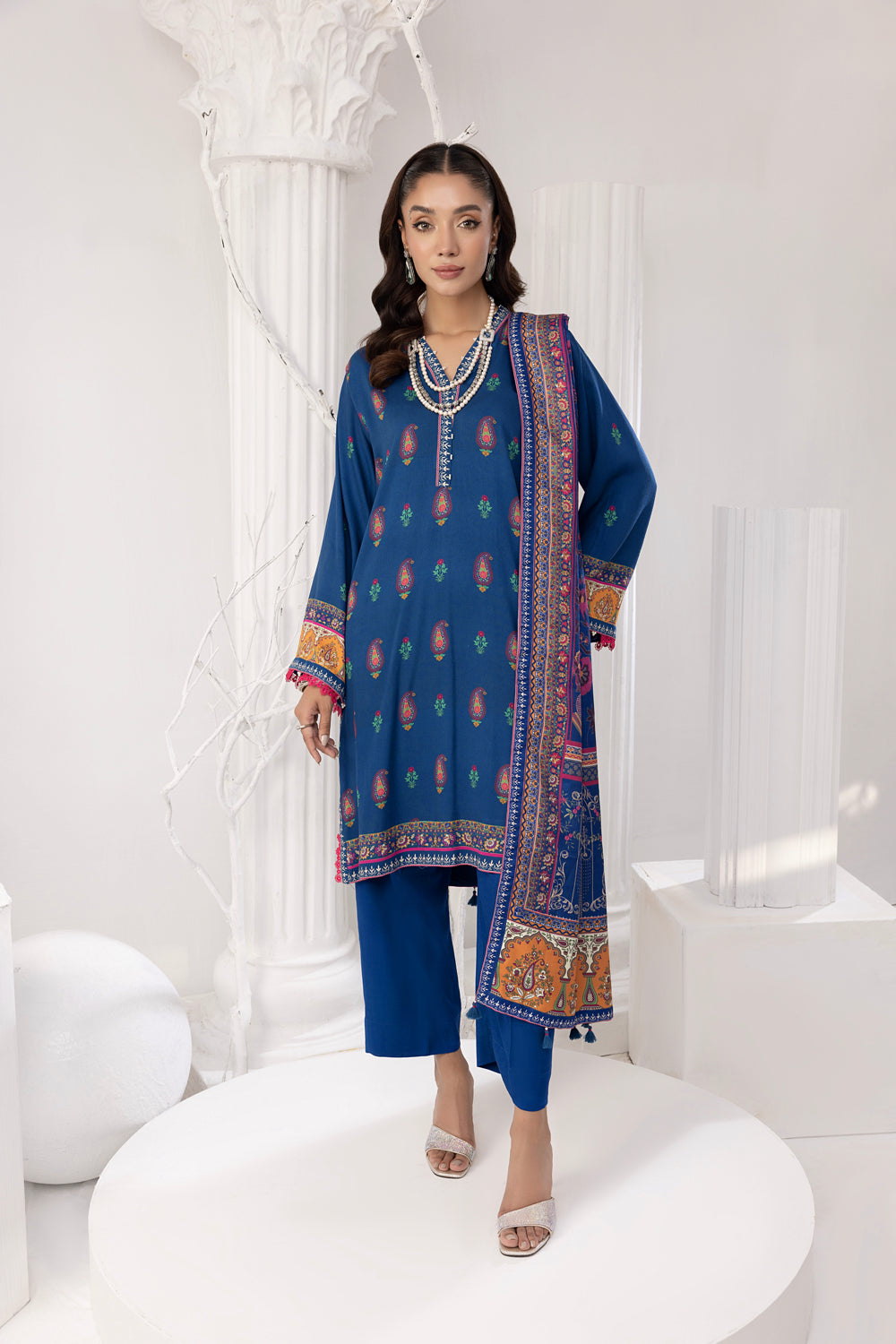 Lakhany 03 Piece Unstitched Printed Cottel Suit - LG-UB-0088