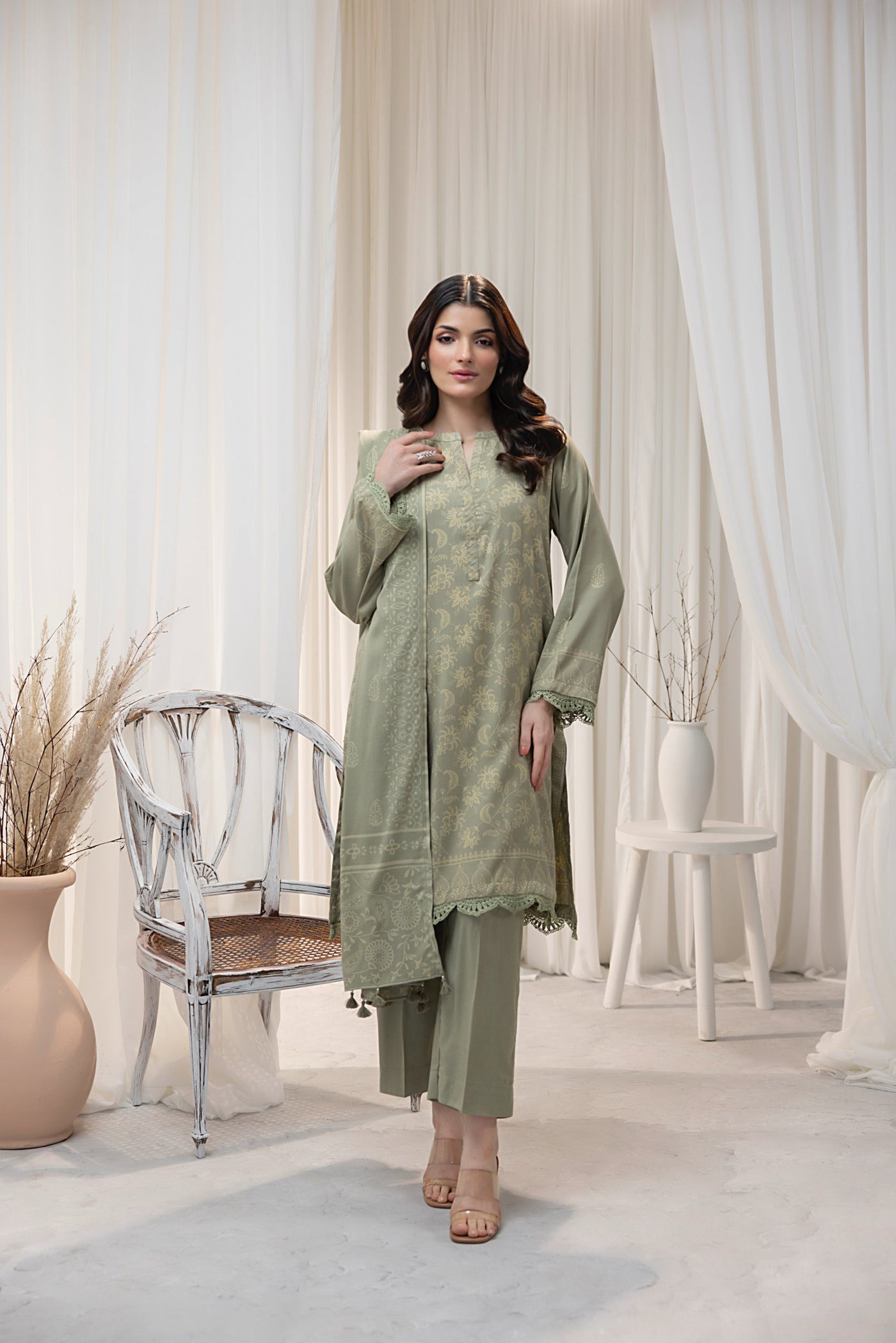 Lakhany 03 Piece Unstitched Cashmi Vool Printed Suit - LG-UB-0095-B