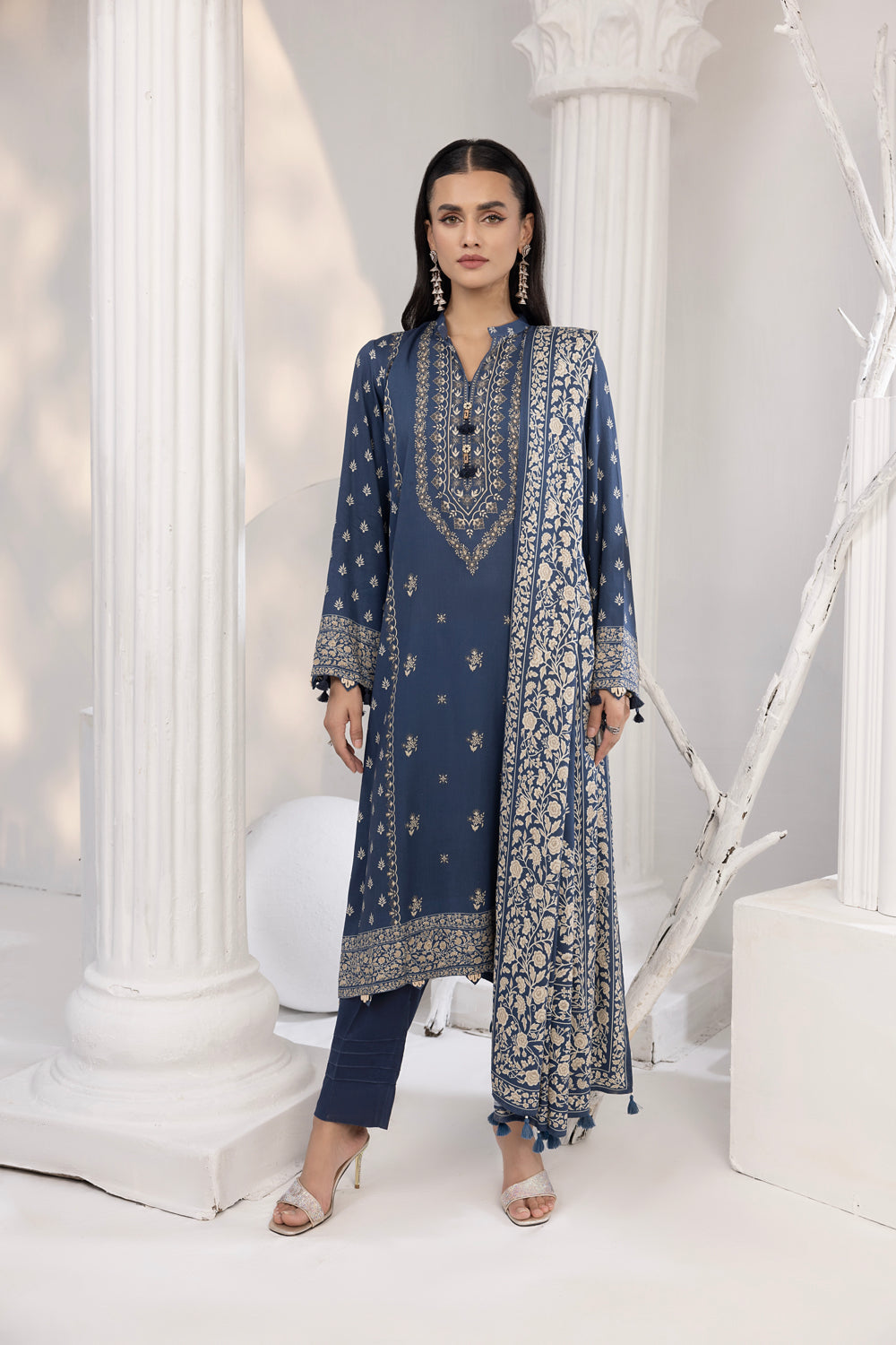 Lakhany 03 Piece Stitched Printed Cottel with Printed Jacquard Suit - LSM-3821