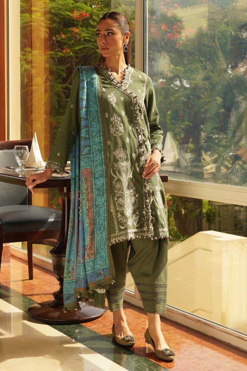 SANA SAFINAZ 3 Piece Unstitched Dyed Slub Shirt with Digital Printed Pashmina Shawl - M233-017A-CP