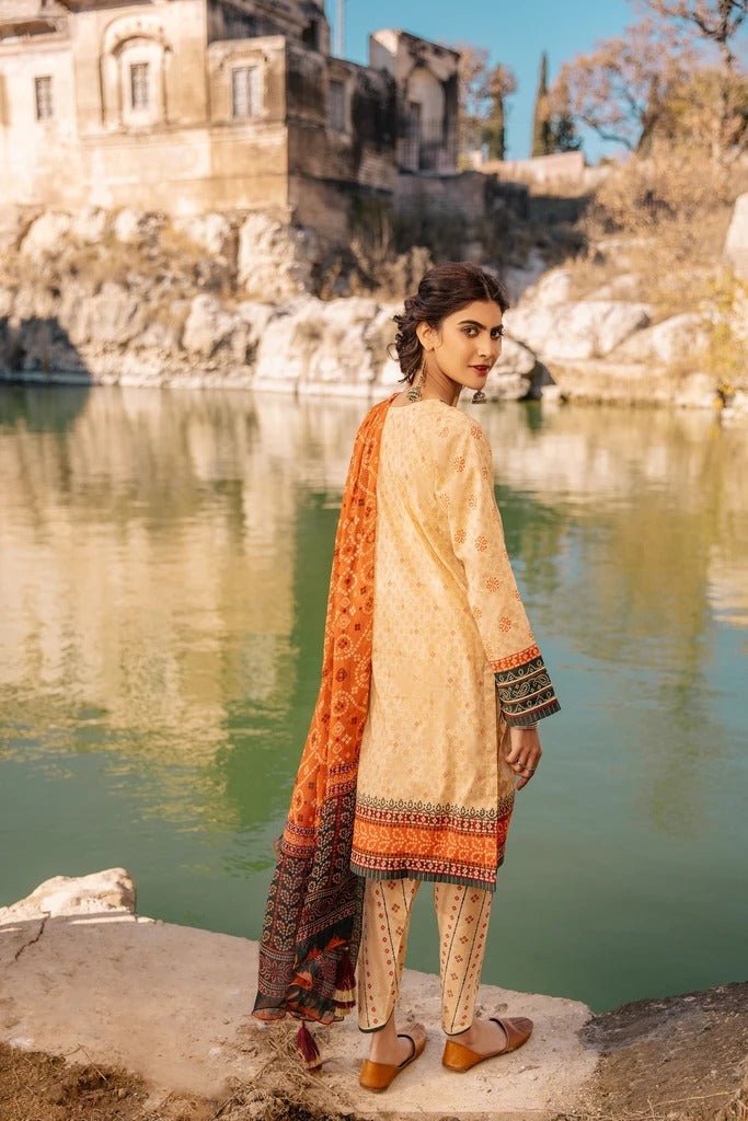 Lakhani Spring 3 Piece Unstitched Embroidered Lawn Suit SG-2108