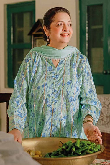 Gul Ahmed 1PC Lawn Unstitched Digital Printed Fabric SL-32027