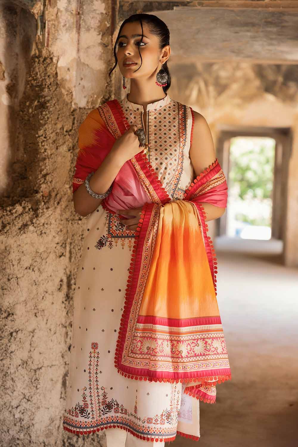 Gul Ahmed 3PC Unstitched Printed Lawn Suit with Woven Stripe Dupatta SP-42038