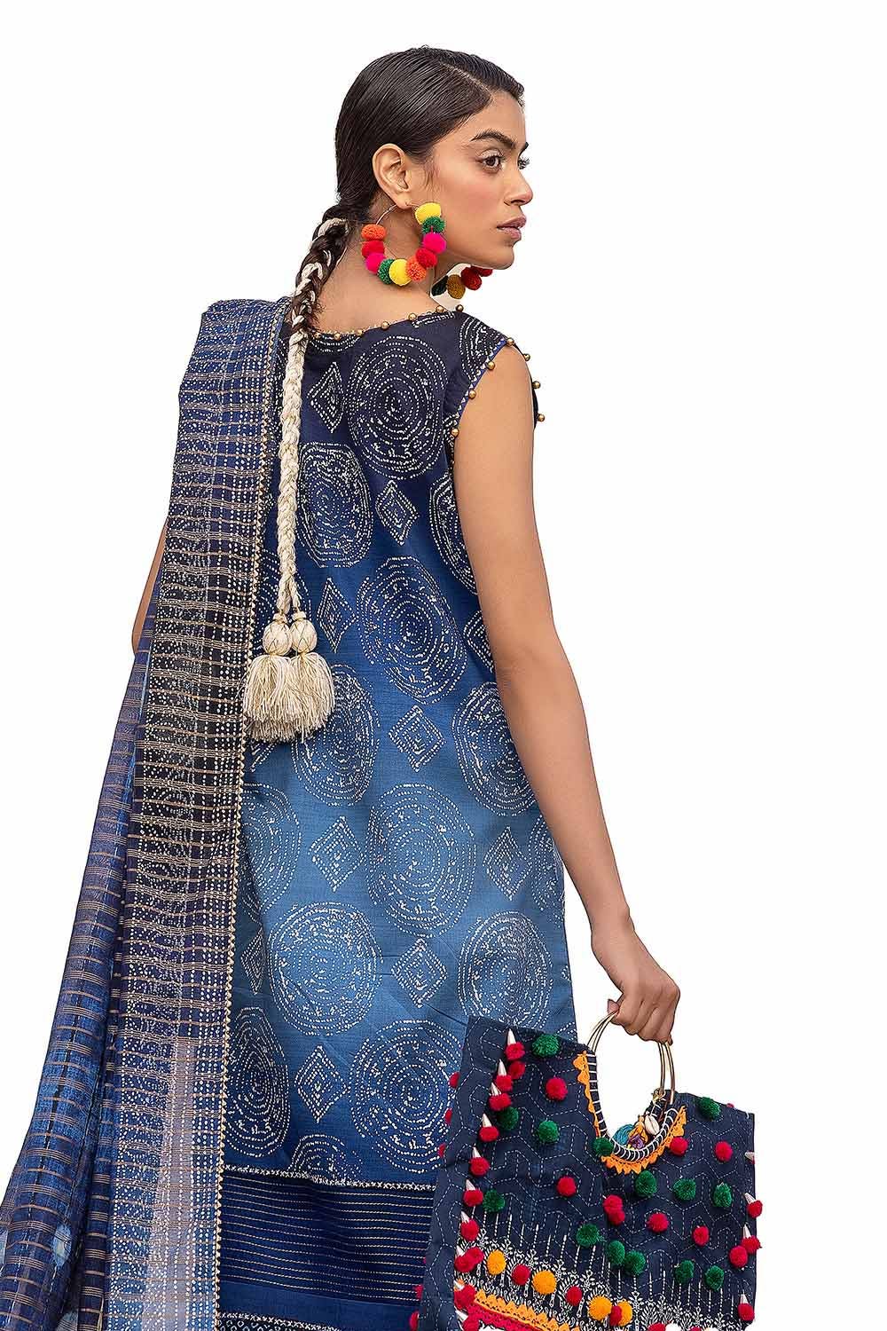 Gul Ahmed 3PC Unstitched Printed Lawn Suit with Zari Stripe Dupatta ST-42006