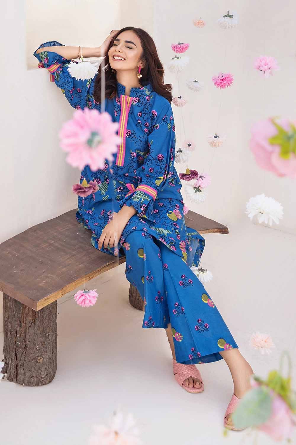 Gul Ahmed 2PC Printed Cambric Unstitched Suit TCN-32002